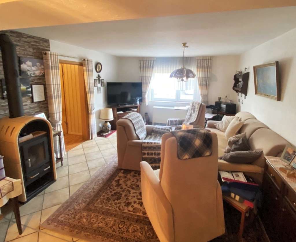 Immobilie in Montabaur - Freistehendes Einfamilienhaus in naturnaher Umgebung von Montabaur-Horressen - Bild 1