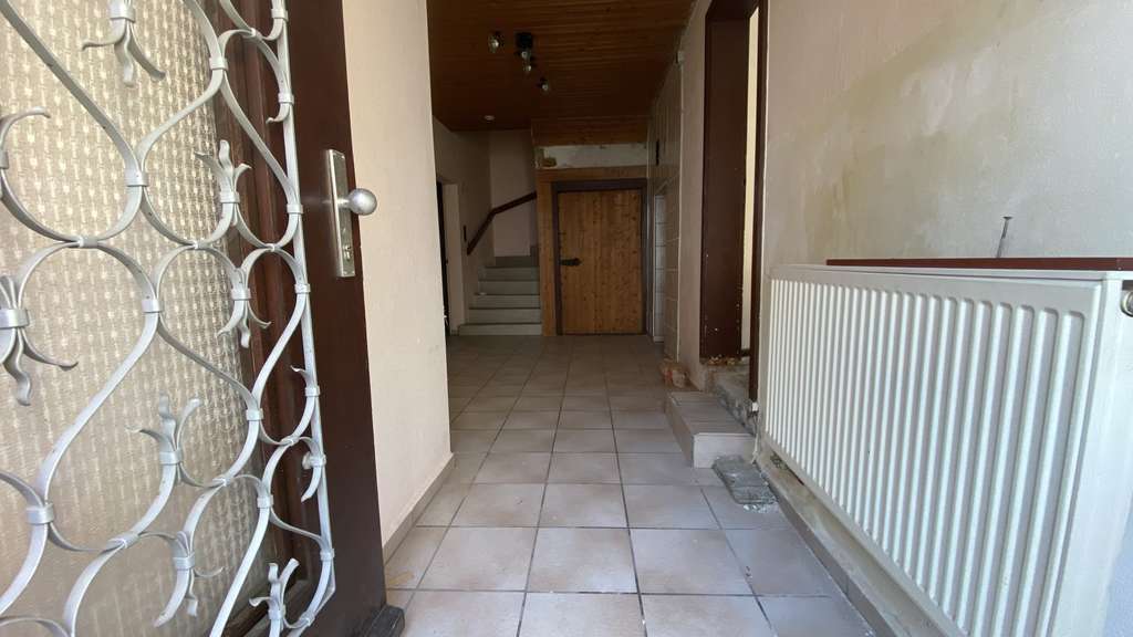 Immobilie in Rain - Liebhaberobjekt: Denkmalgeschütztes Haus mit Ausbaureserve - Bild 1