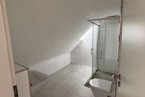 Kernsanierte 2-Zimmer-Maisonette mit großer Dachterrasse und Blick auf die Marienkirche – Die vollständige Adresse der Immobilie erhältst du vom Anbieter., 72764 Reutlingen-Mitte, Reutlingen – Vorschaubild 5