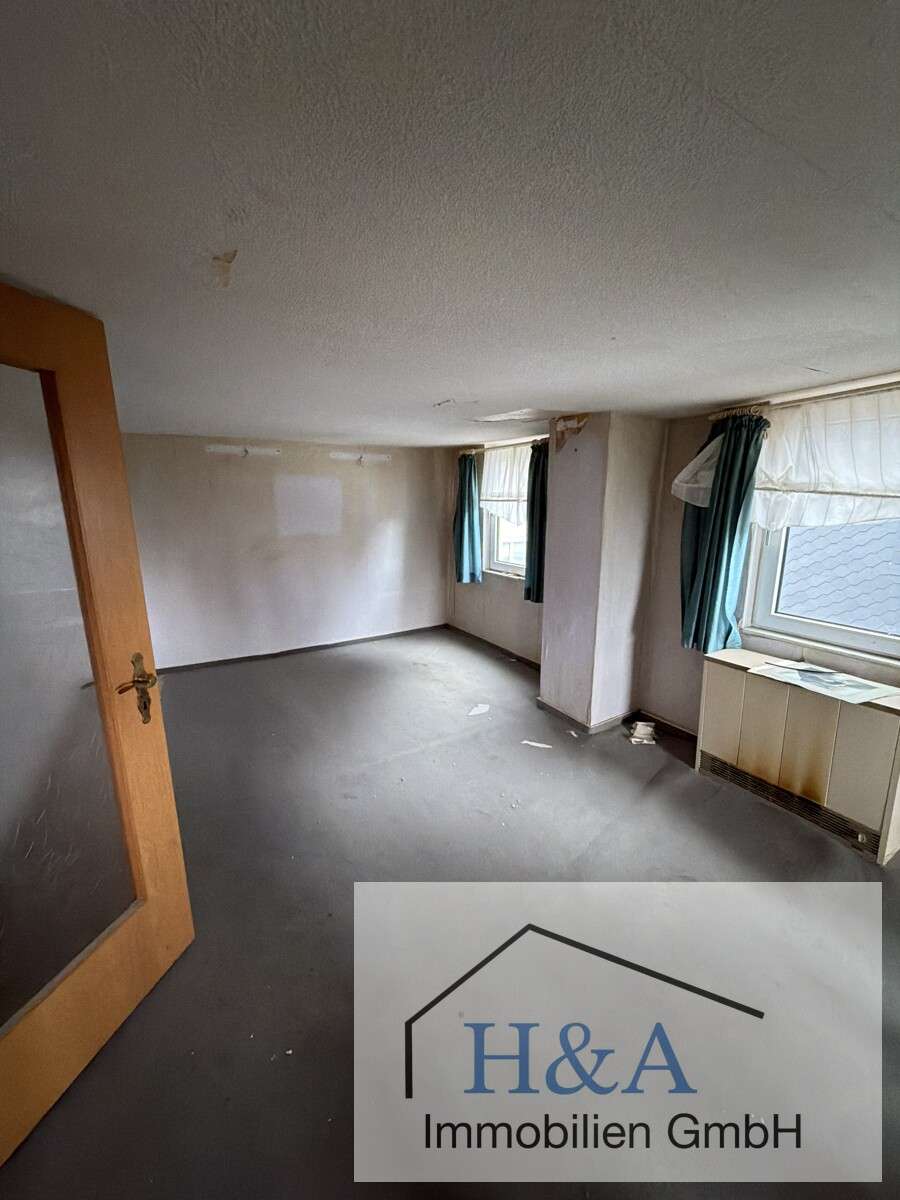 Immobilie in Pattensen - Grundstück mit Bestandsimmobilie – perfekte Basis für Handwerker/Neubau - Bild 3