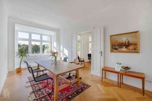 Helle und liebevoll modernisierte 3 Zimmer-Altbauwohnung mit Blick auf Schlosspark und Spree – Die vollständige Adresse der Immobilie erhältst du vom Anbieter., 10589 Charlottenburg, Berlin – Vorschaubild 2
