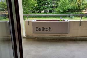 Helle 2,5-Zimmer Wohnung mit Balkon im 1. OG in Köln-Porz