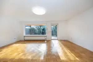Großzügiges Reiheneckhaus mit weitläufigem Garten in beliebter Lage! – Ebersberg (Kreis) – Vorschaubild 6