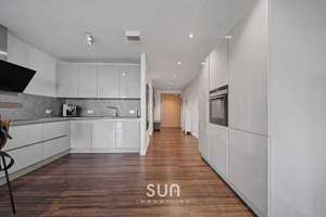 EINE DER BESONDEREN PERSPEKTIVEN FRANKFURTS – 163 m² Luxus mit Balkon, Kamin & Skylineblick – 60326 Gallus, Frankfurt am Main – Vorschaubild 3