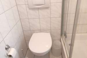 4 Zimmer DG-Maisonette Wohnung in Krefeld zu verkaufen! – Die vollständige Adresse der Immobilie erhältst du vom Anbieter., 47798 Stadtmitte, Krefeld – Vorschaubild 11