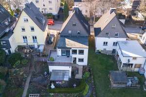 Großes Cityhaus - in ruhiger Wohngegend - mit Ausbaureserve