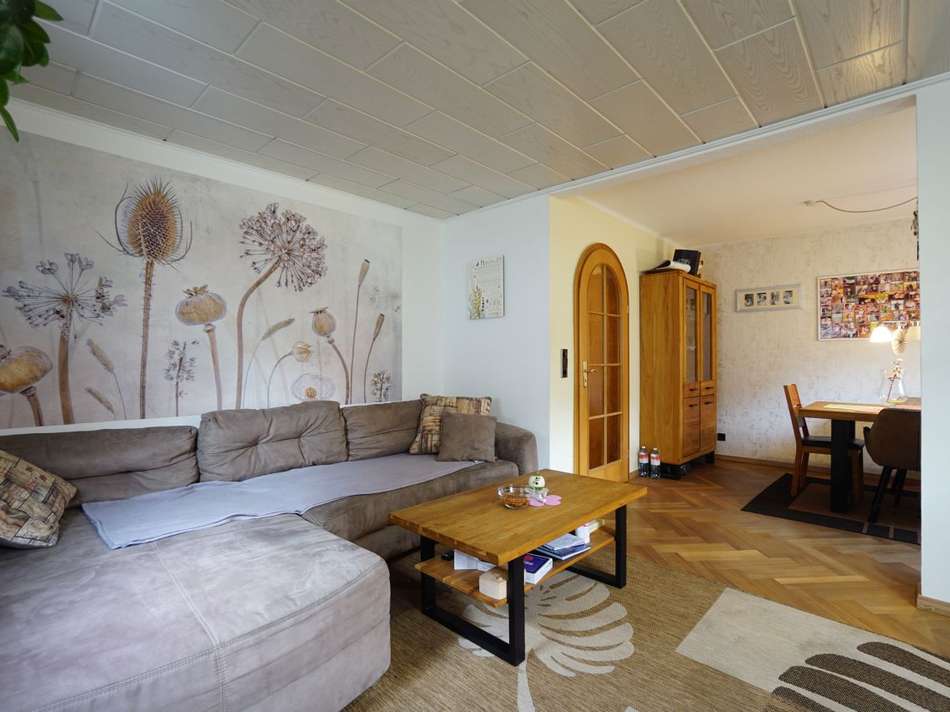 Geräumiges Wohn-/Esszimmer
