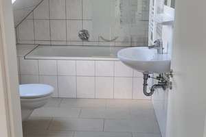 Helle 2-Zimmer Dachgeschosswohnung in Augsburg/Pfersee – Die vollständige Adresse der Immobilie erhältst du vom Anbieter., 86157 Pfersee-Süd, Augsburg – Vorschaubild 10