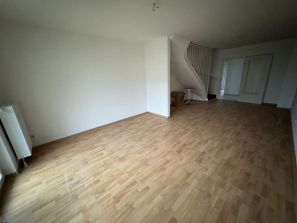 Immobilie in Michendorf - Exklusive Maisonettewohnung I Reihenhaus I Terrasse I Garten I 3 Balkone I Tiefgarage - Bild 2