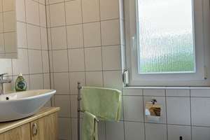 Komplett renoviertes Einfamilienwohnhaus mit angrenzender ehem. Scheune und PKW-Garage – Die vollständige Adresse der Immobilie erhältst du vom Anbieter., 56858 Peterswald-Löffelscheid – Vorschaubild 13