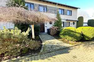 Ihr Wohlfühl-Zuhause: Einfamilienhaus in ruhiger Lage von Wickrath! – Mönchengladbach – Vorschaubild 1