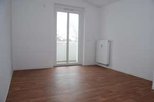 2-Raum-Erdgeschosswohnung in zentraler Lage – Zschopauer Str. 36, 9111 Zentrum, Chemnitz – Vorschaubild 1