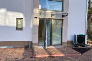 Exklusive Erdgeschosswohnung mit Garten – Neubauhighlight in Mahlsdorf-Süd – Die vollständige Adresse der Immobilie erhältst du vom Anbieter., 12623 Mahlsdorf, Berlin – Vorschaubild 2