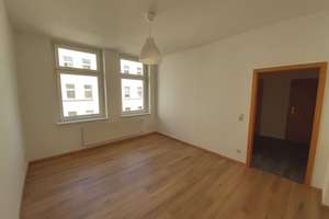 Kleine 2-Raum-DG-Wohnung in MD Stadtfeld-Ost sucht Sie ! – Immermannstr. 29, 39108 Stadtfeld Ost, Magdeburg – Vorschaubild 3