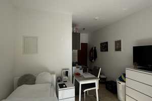 Ansprechendes Studentenapartment mit TG Stellplatz – Universitätsstraße 114, 93053 Regensburg – Vorschaubild 3