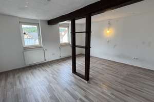 Kleiner Bauernhof mit Stallungen, Innenhof, Garten und modernisiertem Wohnhaus – Die vollständige Adresse der Immobilie erhältst du vom Anbieter., 35606 Solms – Vorschaubild 9