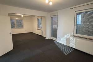 WG möglich! Renovierte 2-3 Zimmer Wohnung mit großem Balkon! – 33609 Mitte, Bielefeld – Vorschaubild 2