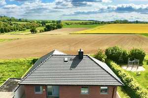 Traumhaus am Feldrand! Sonnige Weitblicke. Mit wohnfertig ausgebautem Keller / Praxis / Büro – Die vollständige Adresse der Immobilie erhältst du vom Anbieter., 64823 Groß-Umstadt – Vorschaubild 2