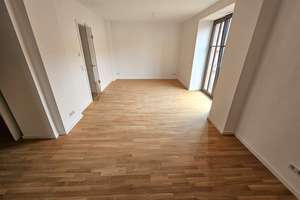 Exklusives Wohnen im Denkmalobjekt – 3 Zimmer, Balkon, Fußbodenheizung, HWR & Stellplatz inklusive – Alte Diamant Brauerei 4, 39124 Neue Neustadt, Magdeburg – Vorschaubild 2