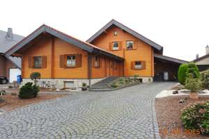 Großzügiges Zweifamilienhaus mit 7-Zimmern und Garage in Zülpich – Kreuzstraße 44/46, 53909 Zülpich – Vorschaubild 1