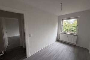 Frisch renoviert & bereit zum Einziehen – schöne 3-Zimmer-Wohnung in Thiede – 38239 Thiede, Salzgitter – Vorschaubild 5