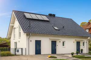 Wohnen & Wohlfühlen: Großes Haus mit 2 Wohneinheiten, Gartenparadies und privater Sauna – Die vollständige Adresse der Immobilie erhältst du vom Anbieter., 45968 Gladbeck – Vorschaubild 1