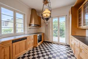Freistehendes Einfamilienhaus mit Charme und einzigartigem Panoramablick – Die vollständige Adresse der Immobilie erhältst du vom Anbieter., 70192 Killesberg, Stuttgart – Vorschaubild 10