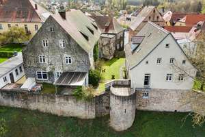 Historisches Schmuckstück! Wohnhaus in zentraler Innenstadtlage mit denkmalgeschütztem Fabrikgebäude – Die vollständige Adresse der Immobilie erhältst du vom Anbieter., 95473 Creußen – Vorschaubild 5