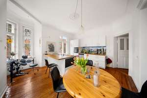 Altbauwohnung am Schrevenpark mit zwei Balkonen und großzügigem Grundriss – Die vollständige Adresse der Immobilie erhältst du vom Anbieter., 24103 Exerzierplatz, Kiel – Vorschaubild 5