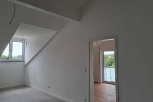 Erstbezug - großzügige bildschöne 3-Zi.-DG-Whg. mit Balkon u. Loggia in Grafing mit Traumblick – Rosenheimer Str. 31, 85567 Grafing bei München – Vorschaubild 9
