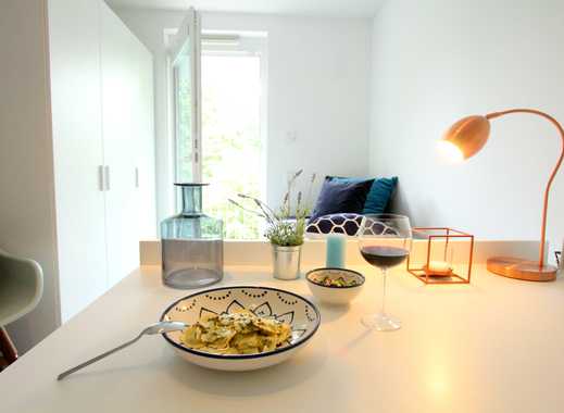 "Ihr Großstadt-Auftritt in Frankfurt naht? Unsere Micro-Apartments bieten schnell ein neues Zuhause"