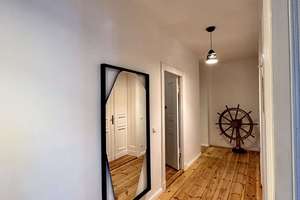 Altbau-Ikone mit Lift, Balkon, Stuck & High-End-Design - Friedrichshain Bestlage – Die vollständige Adresse der Immobilie erhältst du vom Anbieter., 10243 Friedrichshain, Berlin – Vorschaubild 6
