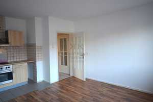 Tolle 2-Raumwohnung mit einer Einbauküche! – Duisburg – Vorschaubild 4
