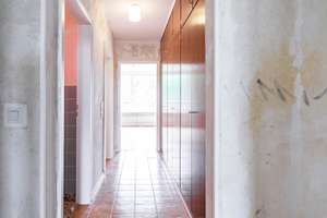 3-Zimmer-Wohnung mit Balkon in Düsseldorf-Garath – Sanierungsobjekt mit Potenzial – Die vollständige Adresse der Immobilie erhältst du vom Anbieter., 40595 Garath, Düsseldorf – Vorschaubild 7