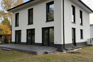 Moderne Architektur, bezugsfertiger Luxus – Die vollständige Adresse der Immobilie erhältst du vom Anbieter., 15287 Blankenfelde-Mahlow – Vorschaubild 9
