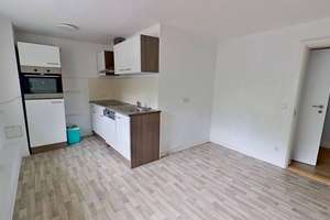 Großzügige, ansprechende 3-Zimmer Wohnung mit EBK, Terrasse und privatem Garten – Beerboomscher Weg 1, 18292 Krakow am See – Vorschaubild 7