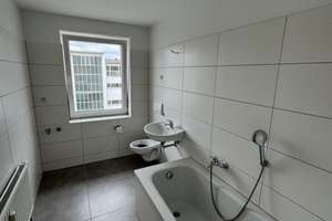 Wunderschöne Wohnung mit Küche und Balkon mit Blick ins Grüne – Marienberger Straße 26, 9125 Altchemnitz, Chemnitz – Vorschaubild 4