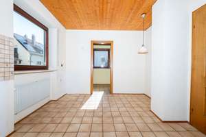 Charmantes Einfamilienhaus im Kasernenviertel-Regensburg – Die vollständige Adresse der Immobilie erhältst du vom Anbieter., 93053 Kasernenviertel, Regensburg – Vorschaubild 9