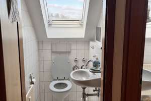 A well lit duplex apartment in Stuttgart Plieningen – Die vollständige Adresse der Immobilie erhältst du vom Anbieter., 70599 Plieningen (Ortsteil), Stuttgart – Vorschaubild 8