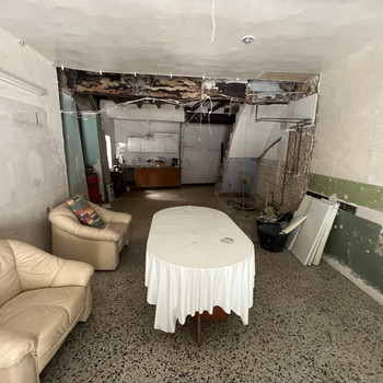Dorfhaus zu verkaufen 172m bebaut im Zentrum des Dorfes