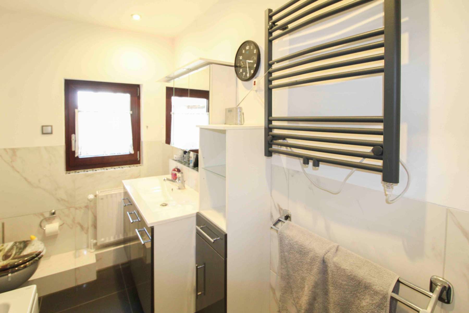 Immobilie in Calberlah - Umfangreich modernisiertes Reihenmittelhaus in Calberlah-Jelpke mit Wintergarten & Sauna - Bild 4