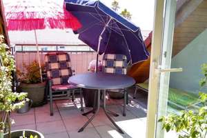 Oben Wohnen ... 
Charmante Dachgeschoss- Wohnung mit sonniger Loggia ...