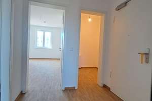 Helle 2-Zimmer-Wohnung mit 2 Balkonen- Einziehen und Wohlfühlen! – Christine-Hardt-Straße 15, 30539 Bemerode, Hannover – Vorschaubild 3