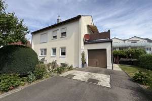 Vermietetes Zweifamilienhaus in ruhiger Lage in Ingolstadt - ideal für Kapitalanleger