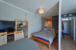 Lichtdurchflutetes Apartment mit Loggia und Blick auf die Elbvororte  – Die vollständige Adresse der Immobilie erhältst du vom Anbieter., 22609 Osdorf, Hamburg – Vorschaubild 6