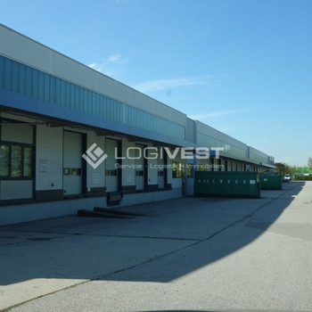 Logistikhallen an der A45