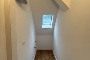 Erstbezug nach Sanierung: exklusive 2-Zimmer-Dachgeschosswohnung in ruhiger Lage - für Singles!  – Die vollständige Adresse der Immobilie erhältst du vom Anbieter., 30455 Badenstedt, Hannover – Vorschaubild 11