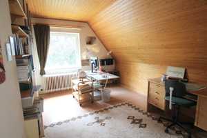 Massives Einfamilienhaus mit tollen Garten – Dithmarschen (Kreis) – Vorschaubild 18