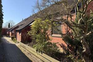 Solides Familiennest mit Potenzial in Bloherfelde – Die vollständige Adresse der Immobilie erhältst du vom Anbieter., 26129 Bloherfelde, Oldenburg (Oldenburg) – Vorschaubild 3