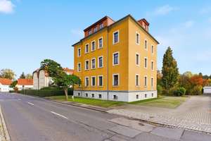 2-Raum-Wohnung mit Balkon und Stellplatz